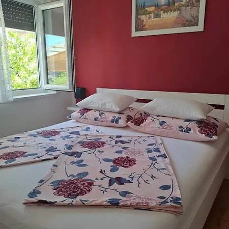 Studio Apartments Maslinik Veglia Exterior foto