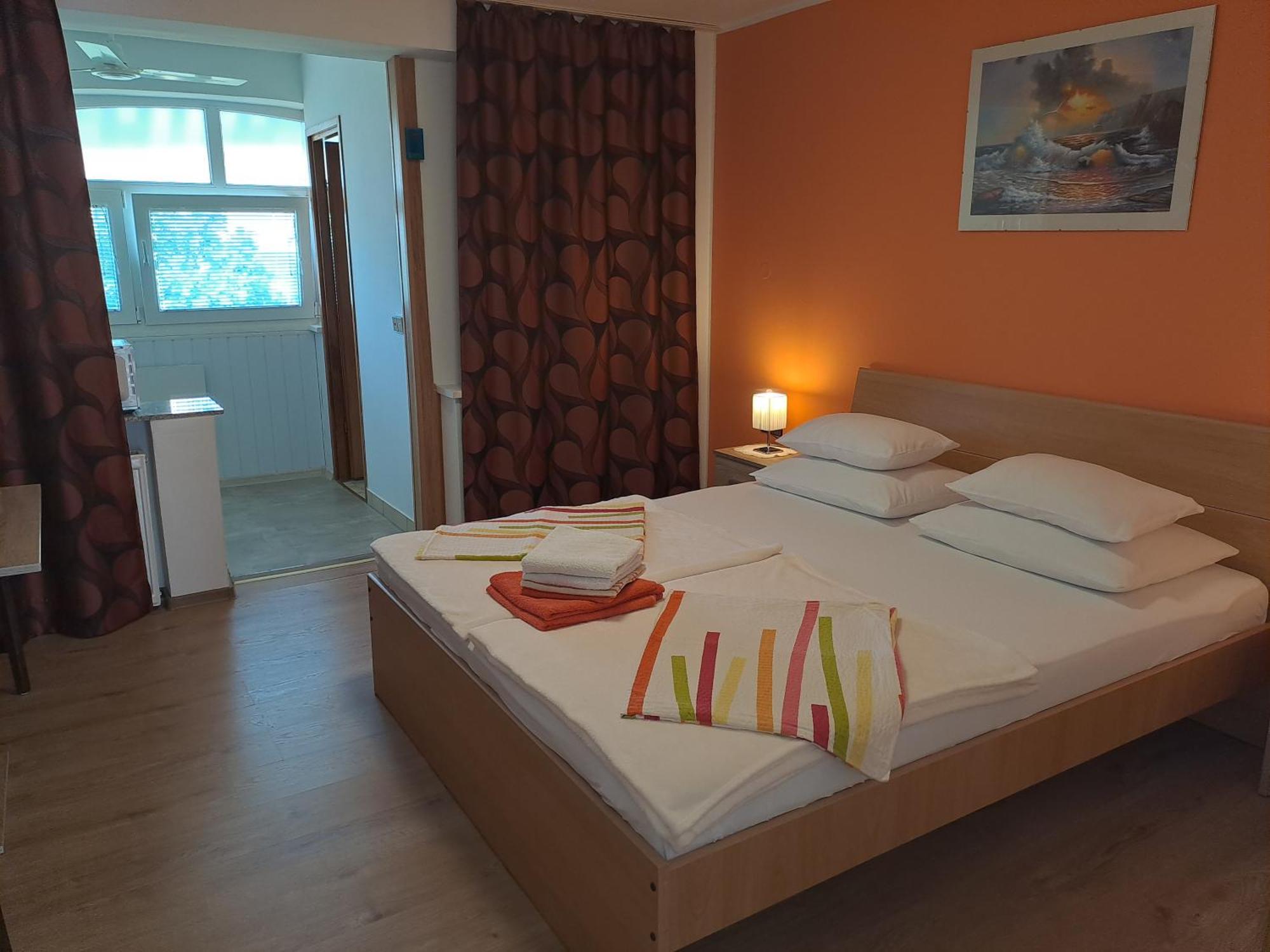 Maslinik Apartment *